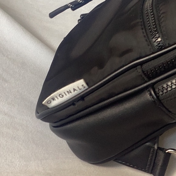 Urban originals Anthropologie crossbody bag - Picture 3 of 13